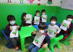 دفتر کلاژ و نقاشی