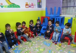 مهارت دست ورزی «مچاله کردن کاغذ»
